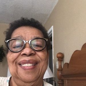 Meet your Posher, Vivian